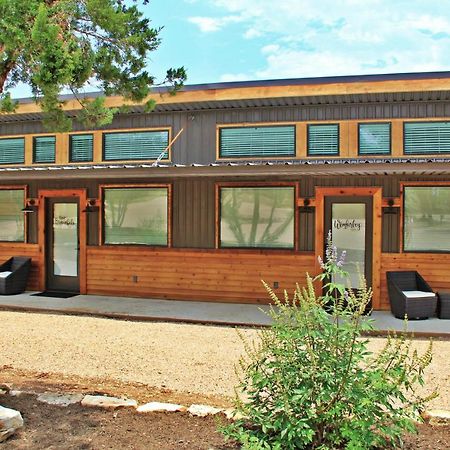 Green Acres Cottages - New Braunfels Suite Уимбърли Екстериор снимка