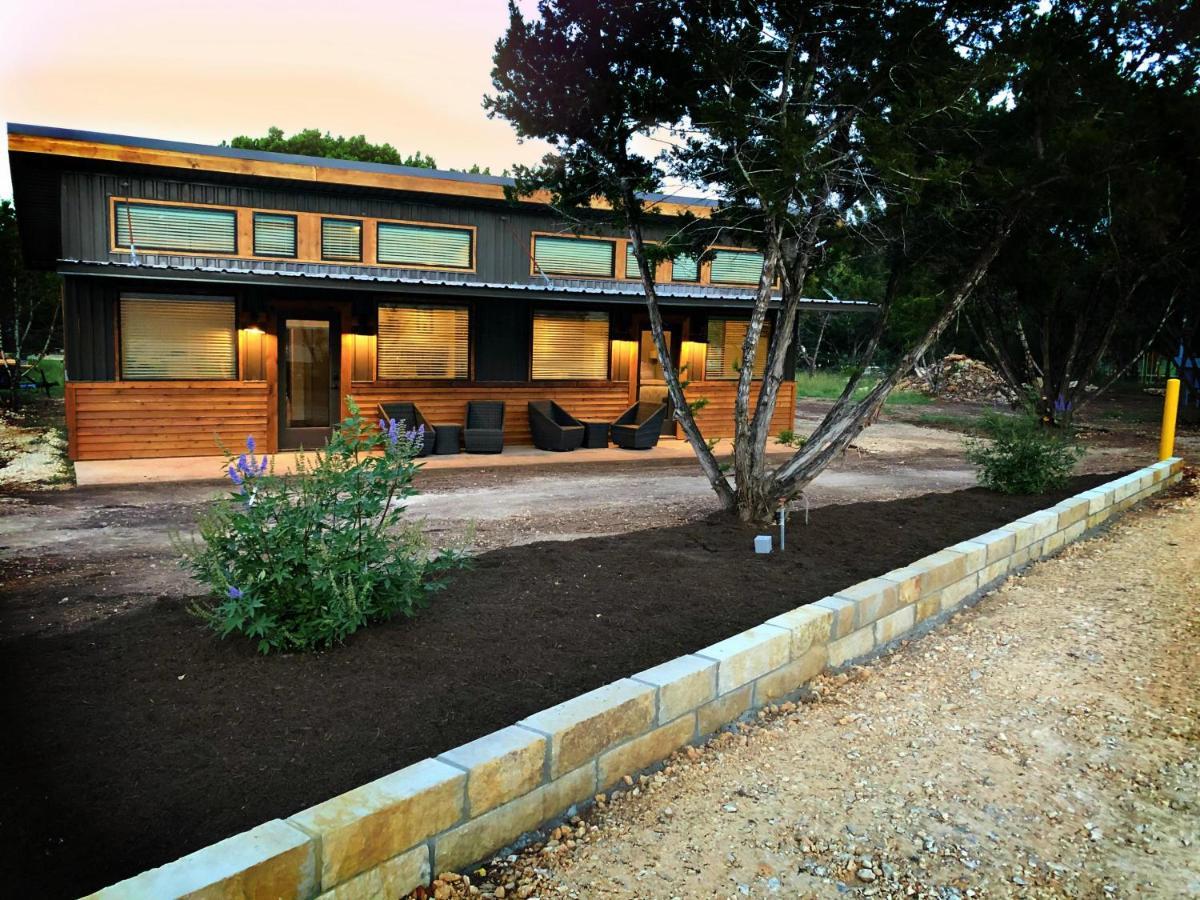 Green Acres Cottages - New Braunfels Suite Уимбърли Екстериор снимка