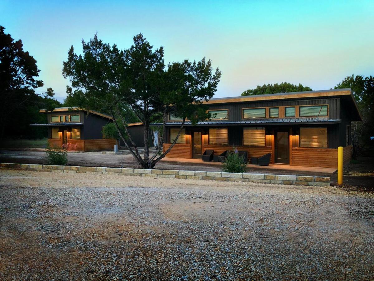 Green Acres Cottages - New Braunfels Suite Уимбърли Екстериор снимка