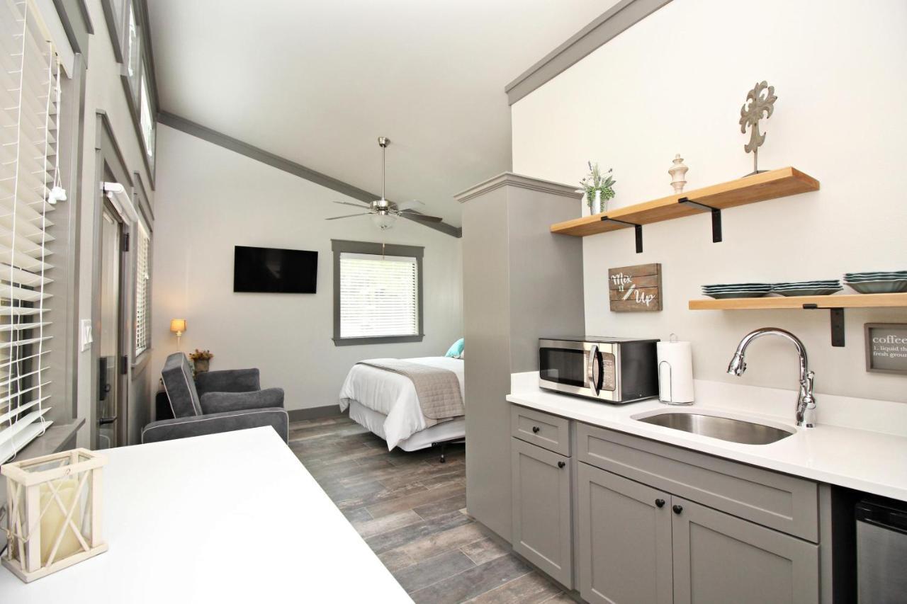 Green Acres Cottages - New Braunfels Suite Уимбърли Екстериор снимка